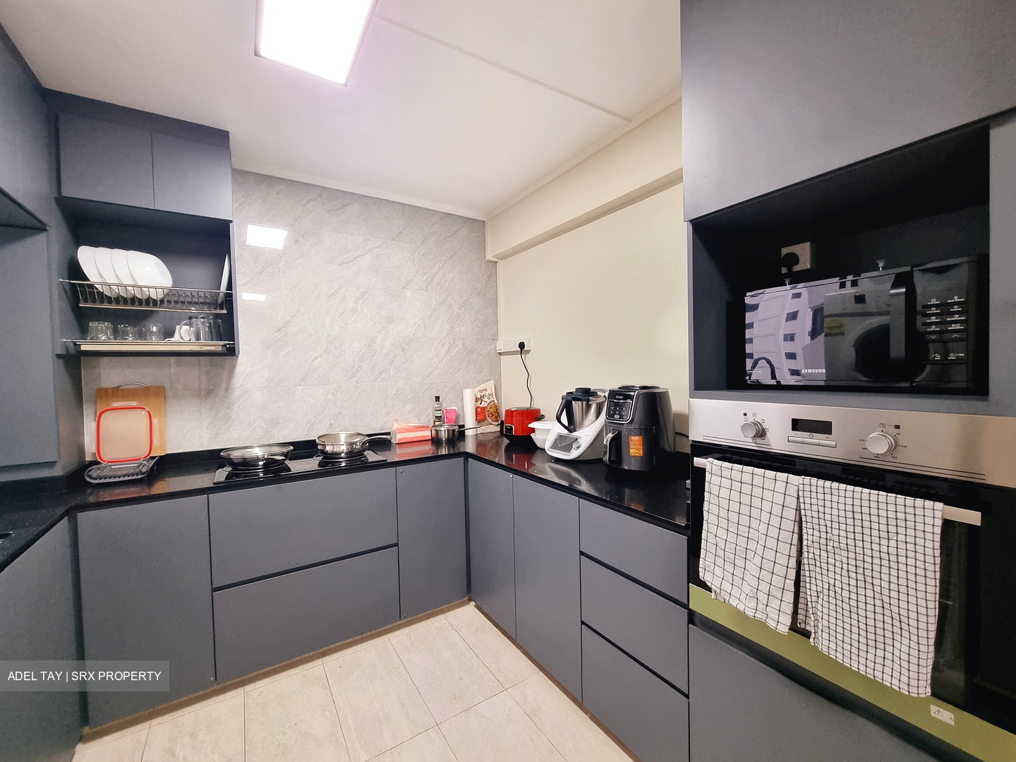Blk 203 Jurong East View (Jurong East), HDB 5 Rooms #438189991